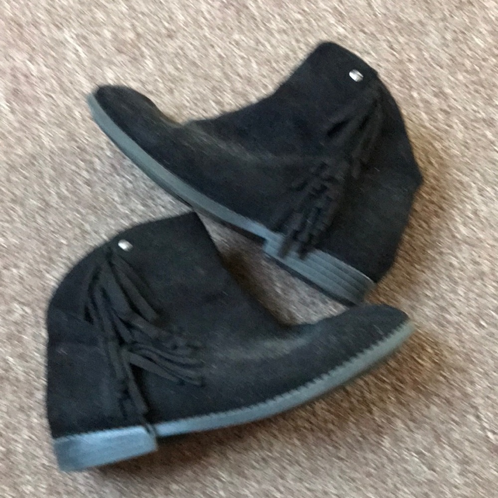 Girl boots